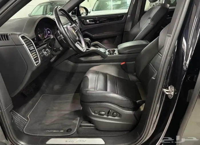 Porsche Cayenne 2022 8