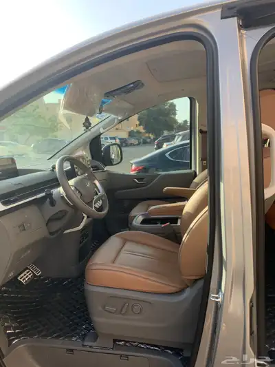 هيونداي ستاريا 23 ممشى 11 ألف - الحد 125 000 1