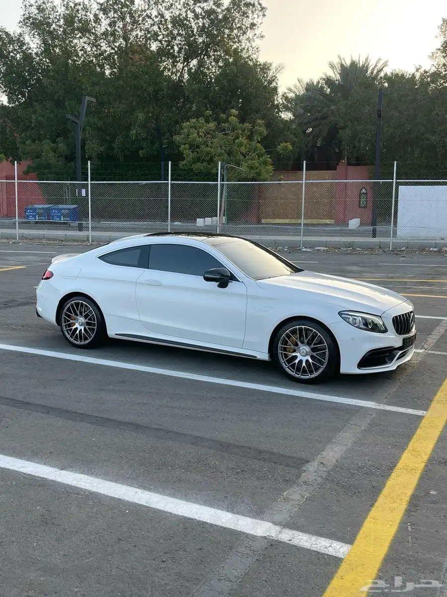 مرسيدس C63S شبه زيرو index
