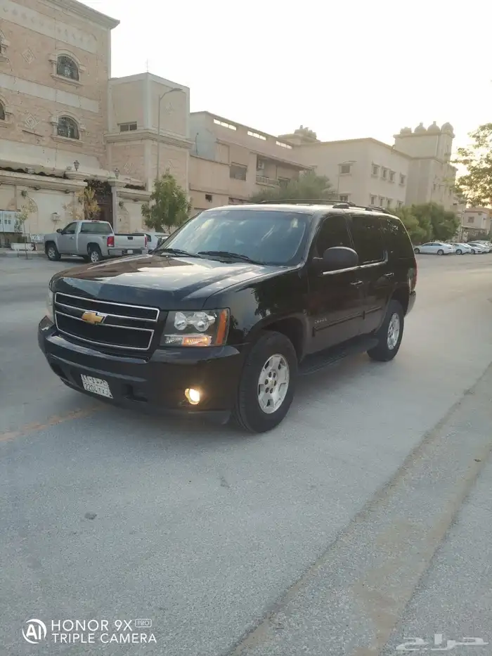 تاهو اسود ملكي موديل 2014 1