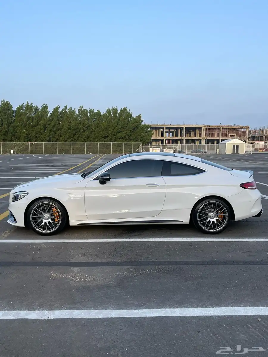 مرسيدس C63S شبه زيرو index