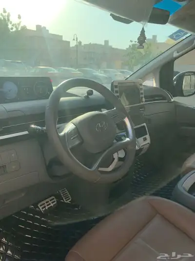 هيونداي ستاريا 23 ممشى 11 ألف - الحد 125 000 5