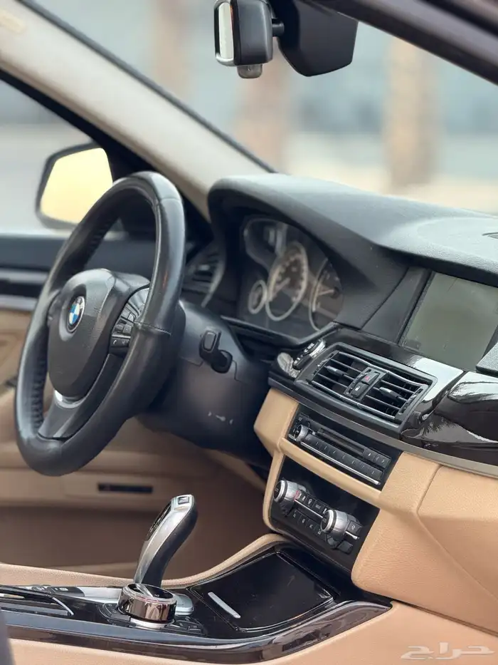 بي ام دبليو 520i 2013 13