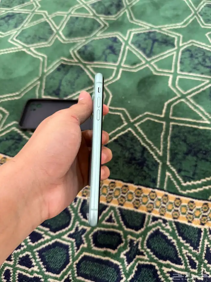 آيفون 11 نظيف 3