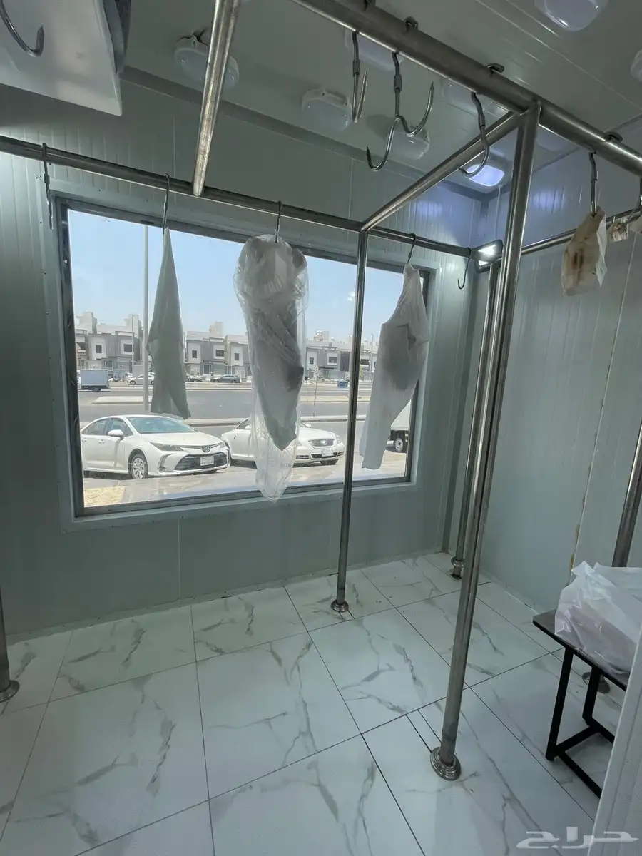 محل لحوم كبير للتقبيل 0