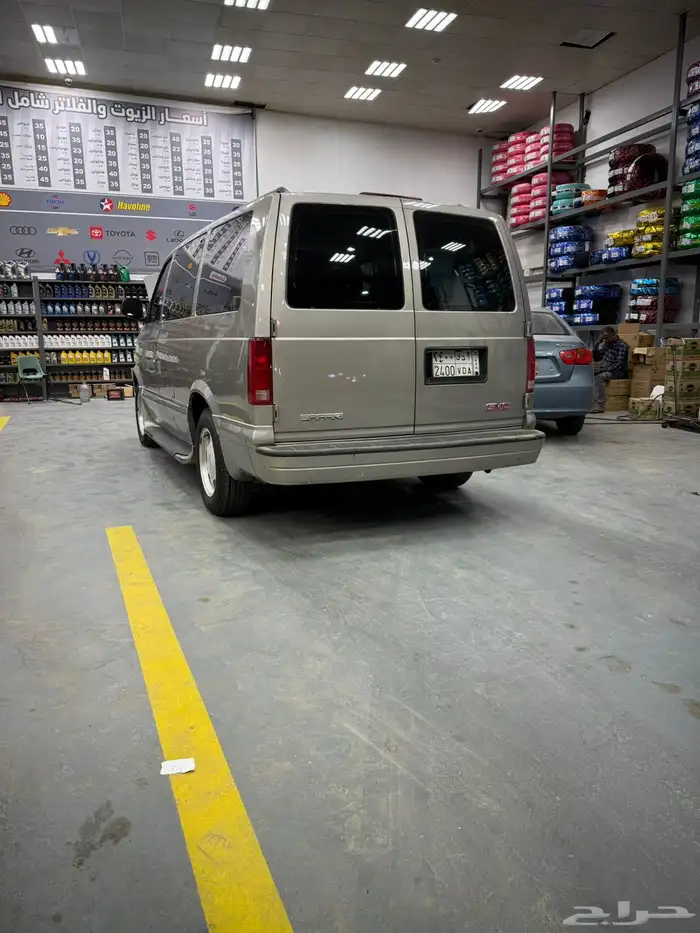 للبيع GMC فان سفاري 2005 نظيف جدا 1