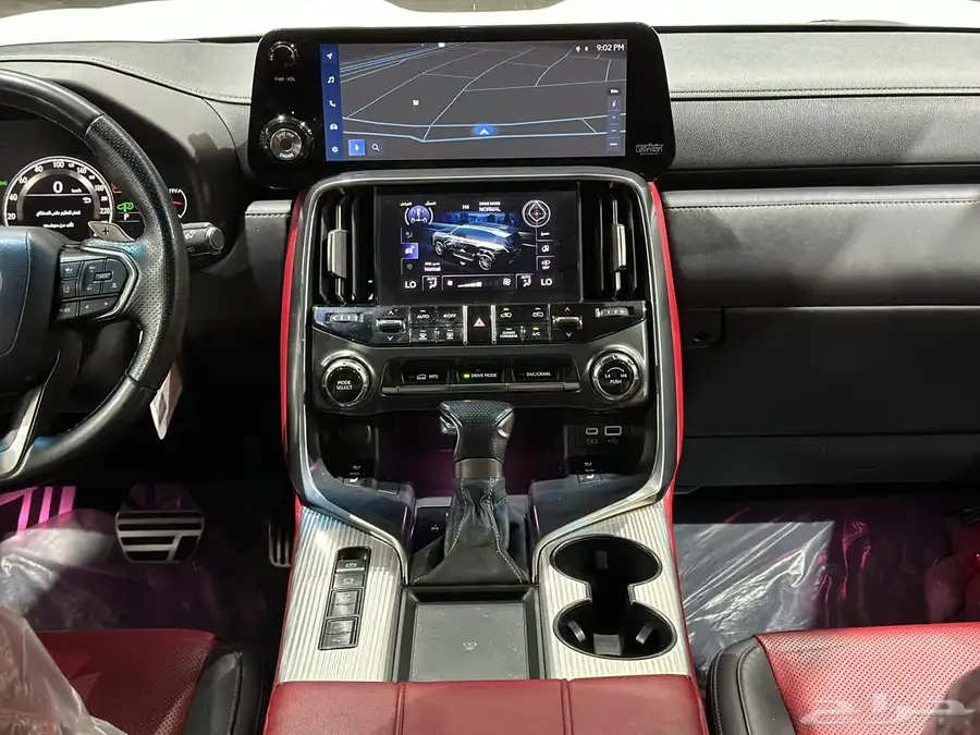 لكزس LX600 F موديل 2023 13