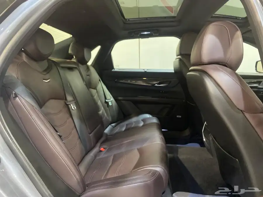 كاديلاك CT6 2019 بحالة نظيفة جدا 18