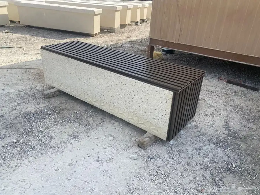تجميلي حدائق كراسي حاويات   مصدات  قواعد 36
