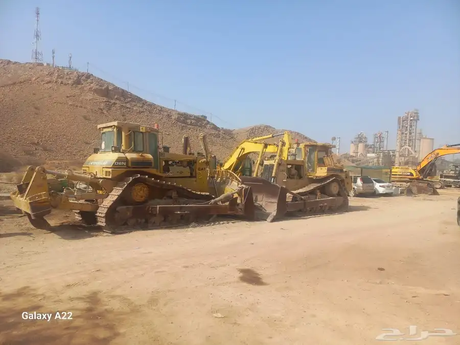 قطع غيار بلدوزرات D8R و D8N موديلات قديمة وحديثة 0