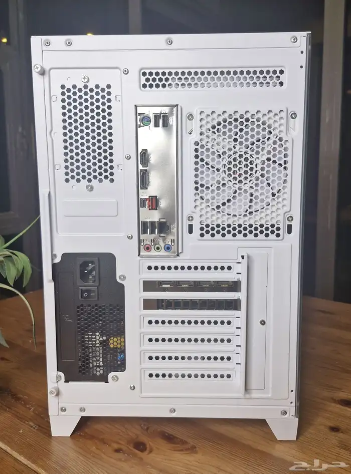 بي سي قيمنق جديد RTX 5070 - i9 14900k   تم البيع 10
