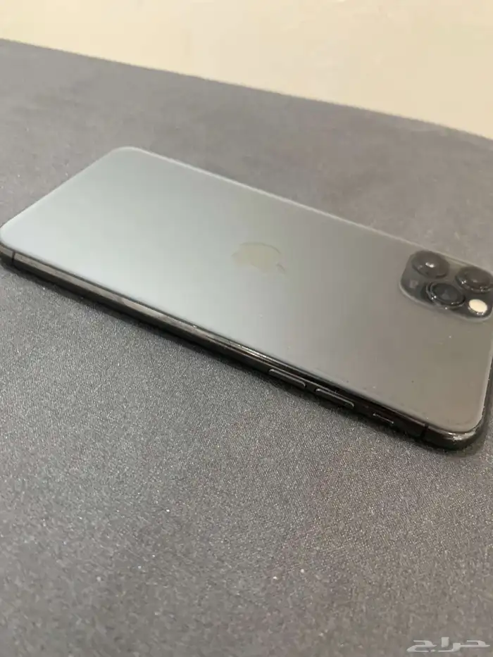 آيفون 11 برو ماكس نظيف 0
