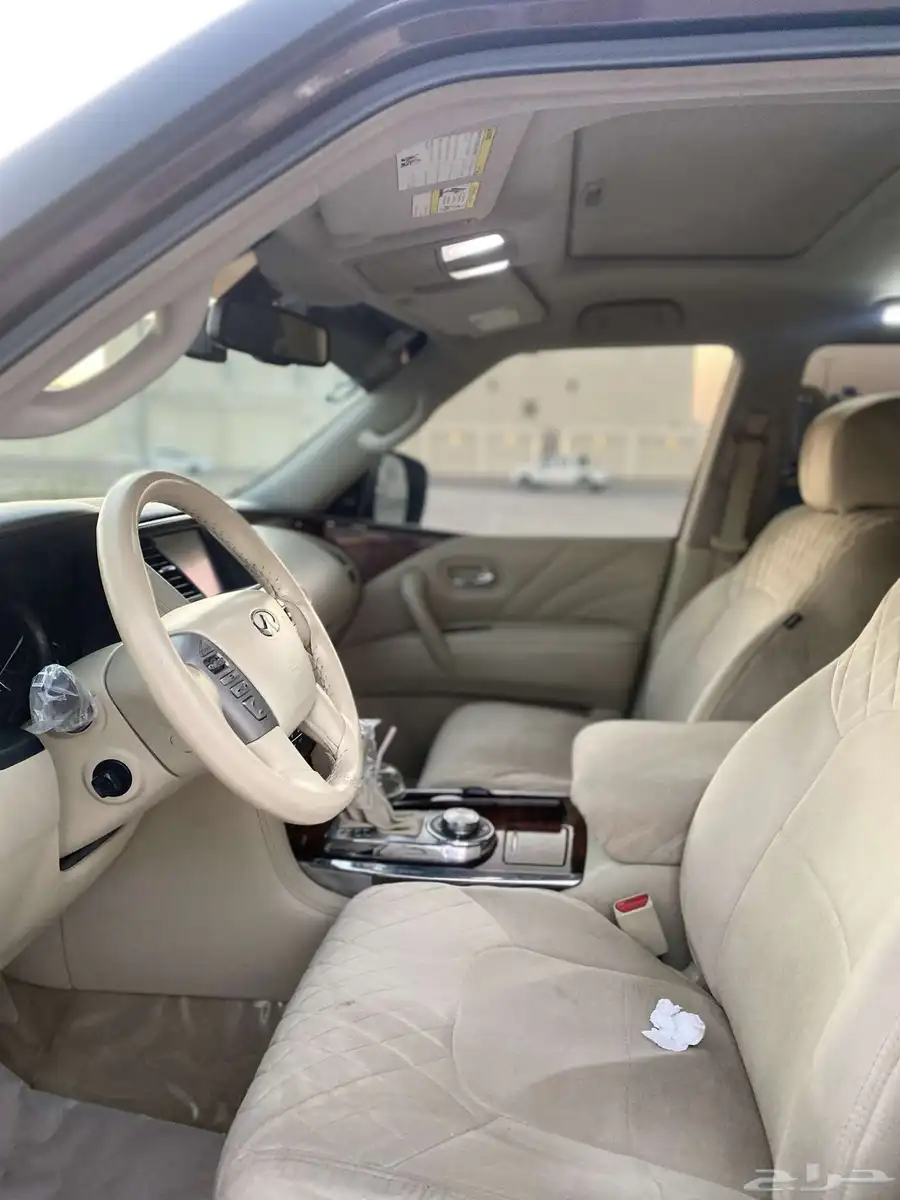انفينيتي QX80 11