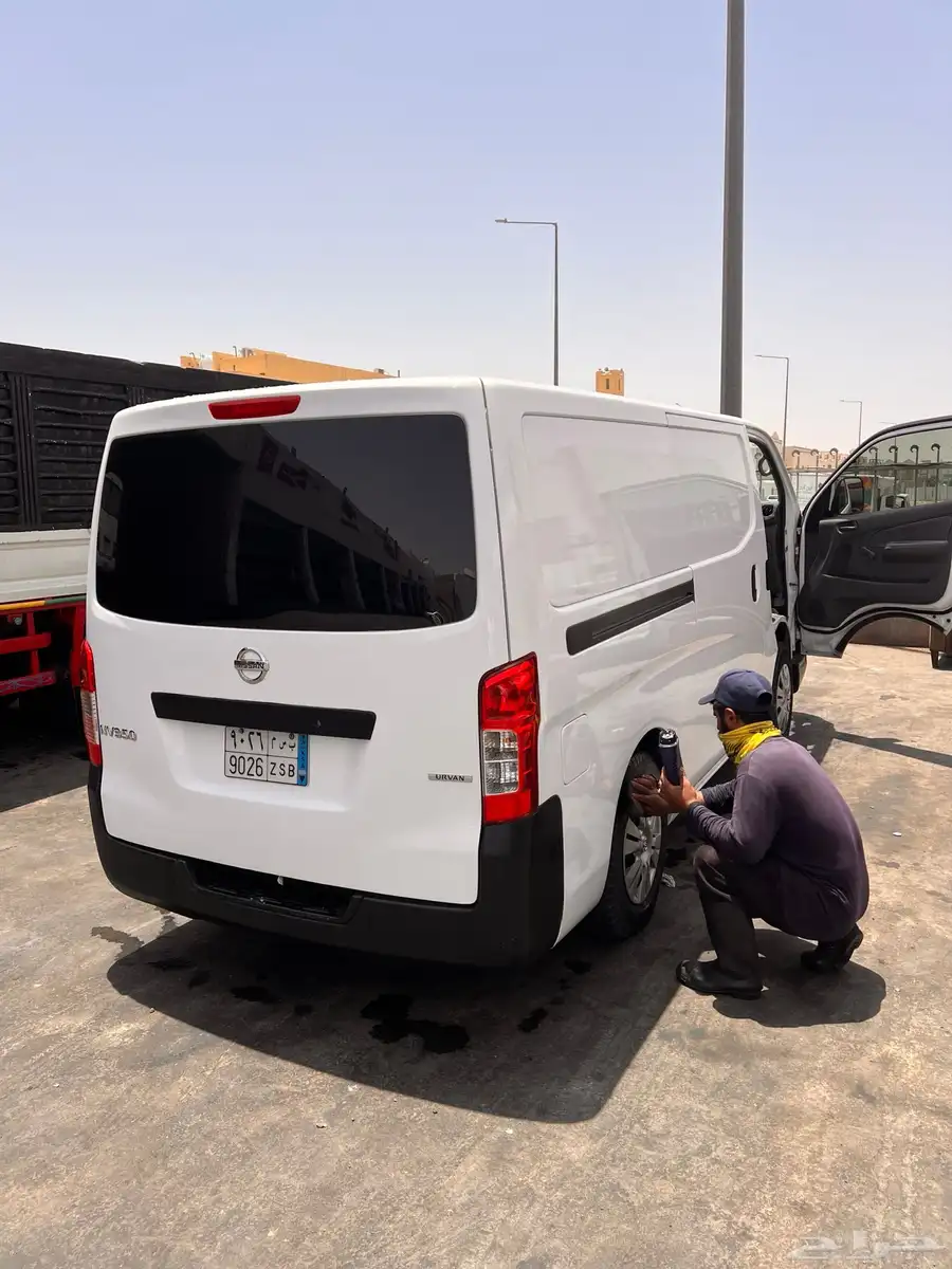 باص فان بضاعه ديزل نيسان 2021 index