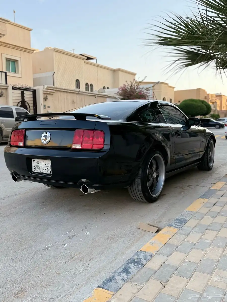 موستنج GT نظيف جدا  مصين كامل 12