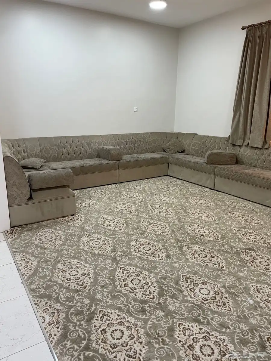كنب مع فرشة وستاره 6