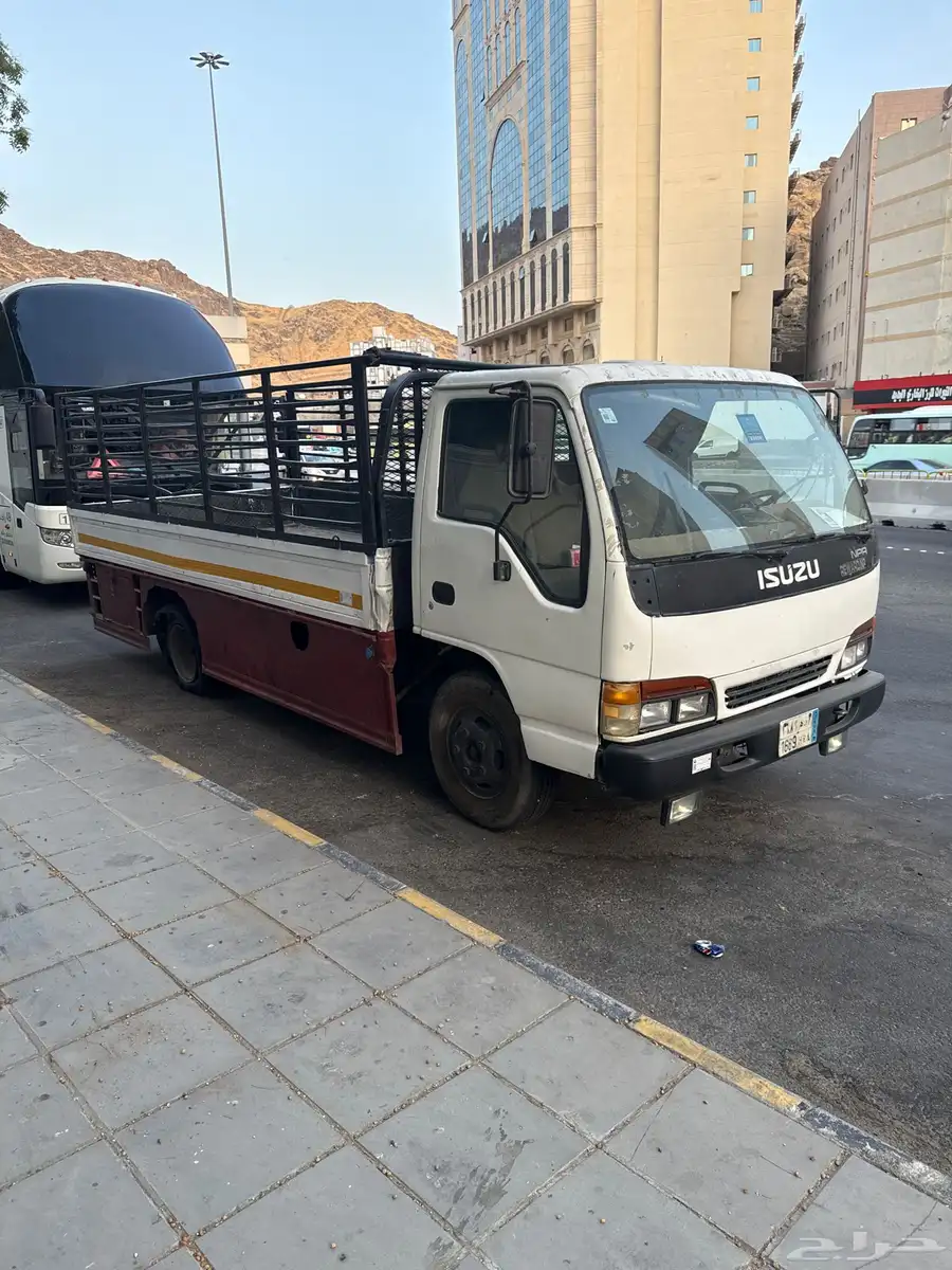 دينه للبيع موديل 2000 مفحوص مجدد قير مكينه شاص شرط 1
