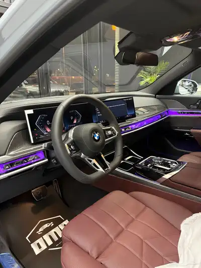 جميع الالوان جديد 2025 اعلى المواصفات (BMW735i) 2