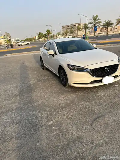 مازدا 6 2023 ابيض 3