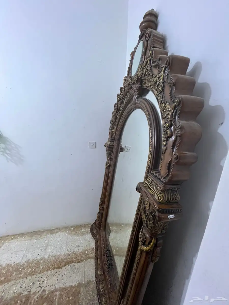 مرآة كبيرة 1
