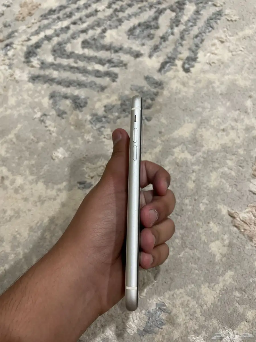 آيفون 11 نظيف 3