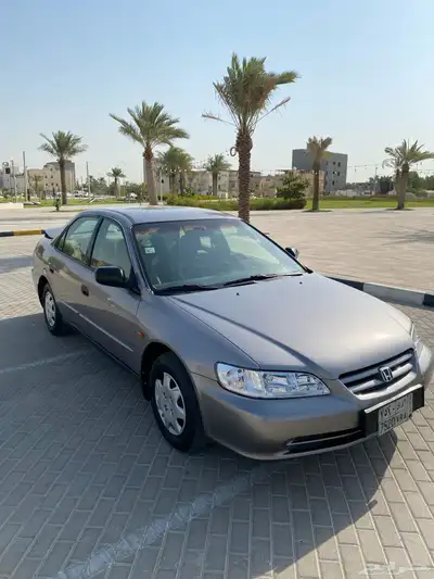 للبيع هوندا اكورد مديل 2002 قير تماتيك مالك ثاني من الوكاله 0