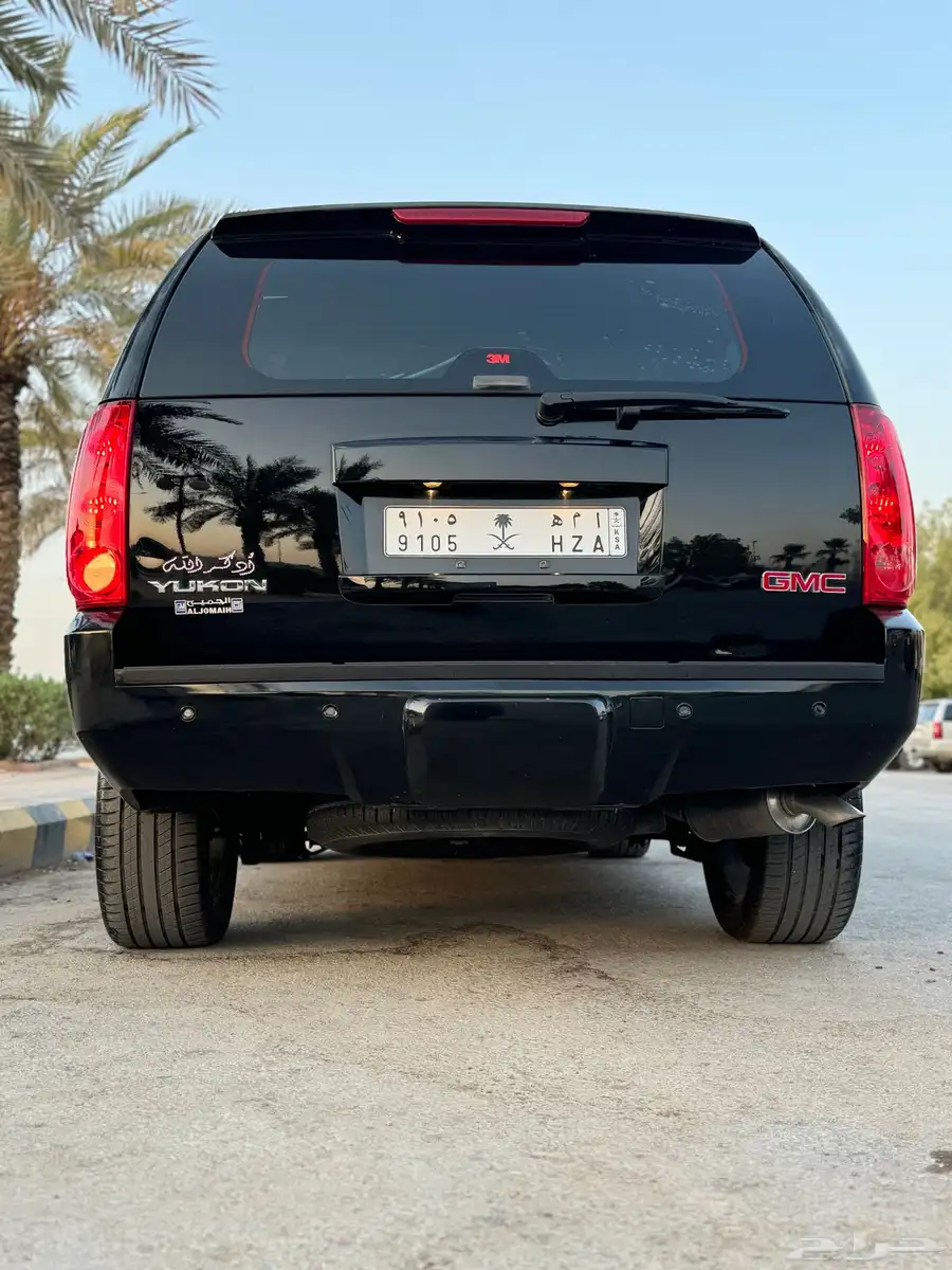 جمس يوكن اسود ملكي لامع بحالة الوكاله (ماشاء الله) 21