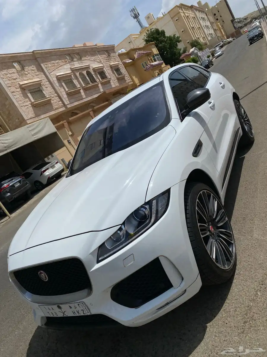 جاكوار اف بيس ار لاين فل كامل 2018 للبيع (على الضمان) 2