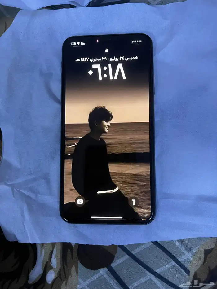 ايفون 11برو ماكس للبيع 1