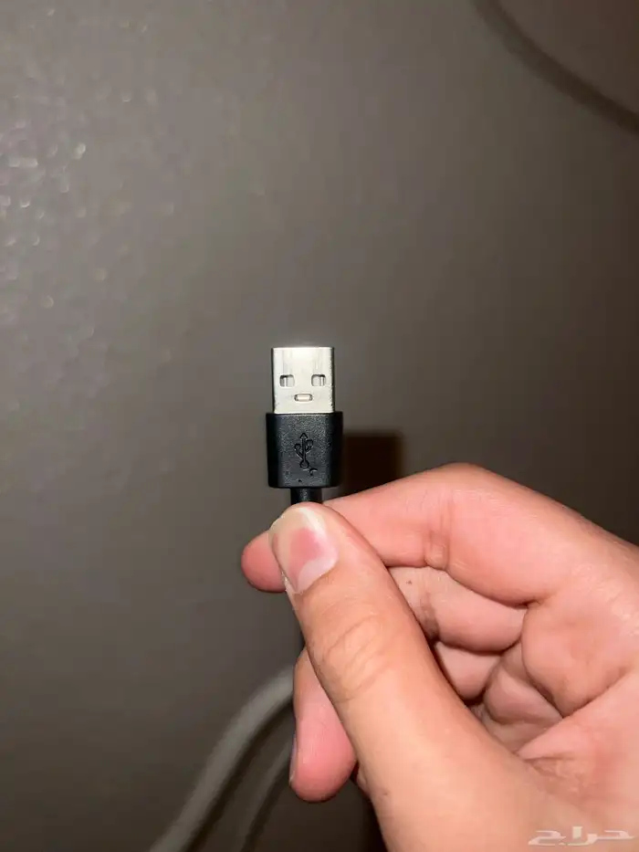 للبيع اضاءة دائرية ب3 الوان مستعمل وبسعر رخيص 5