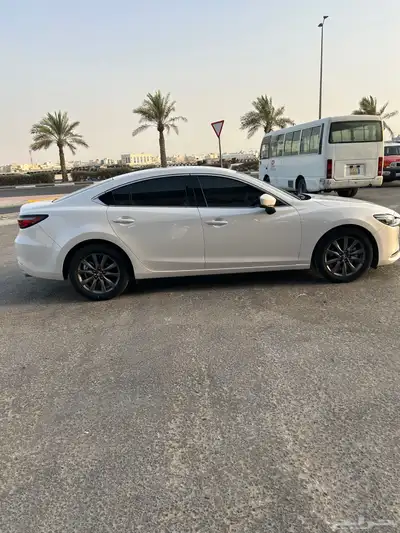 مازدا 6 2023 ابيض 7