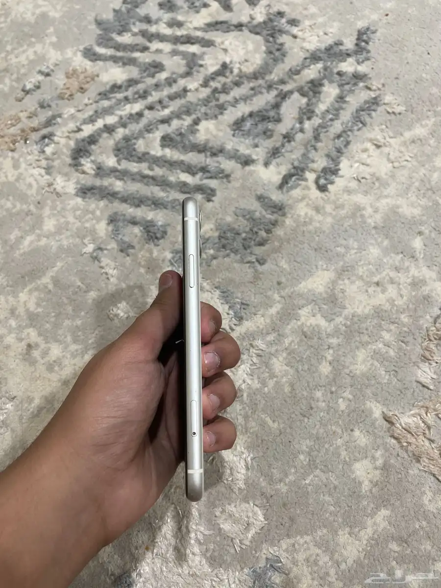 آيفون 11 نظيف 0