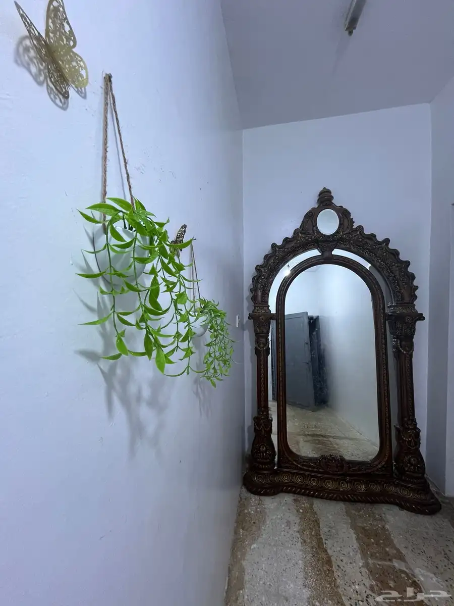 مرآة كبيرة 0