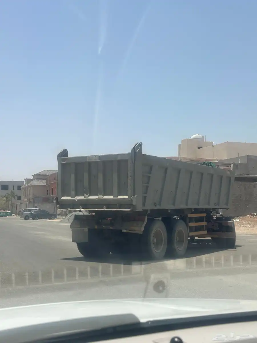 قلاب بلوي نظيف جدا 0