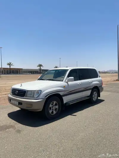 جيب لاندكروزر 2001 مع لوحه مميزه 1