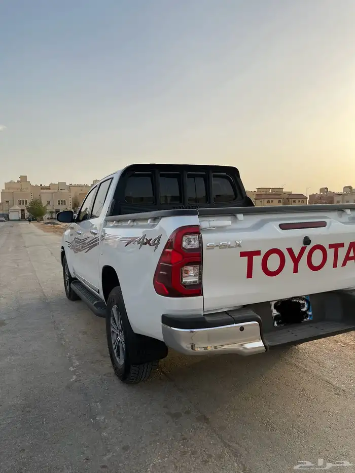 هايلوكس دبل 2024 3