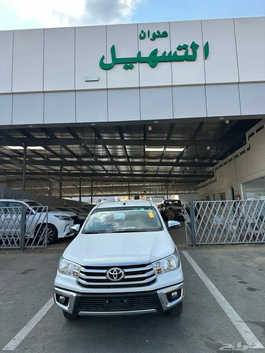 هايلوكس 2025 بنزين اصفار جنوط كاش وبنوك 6