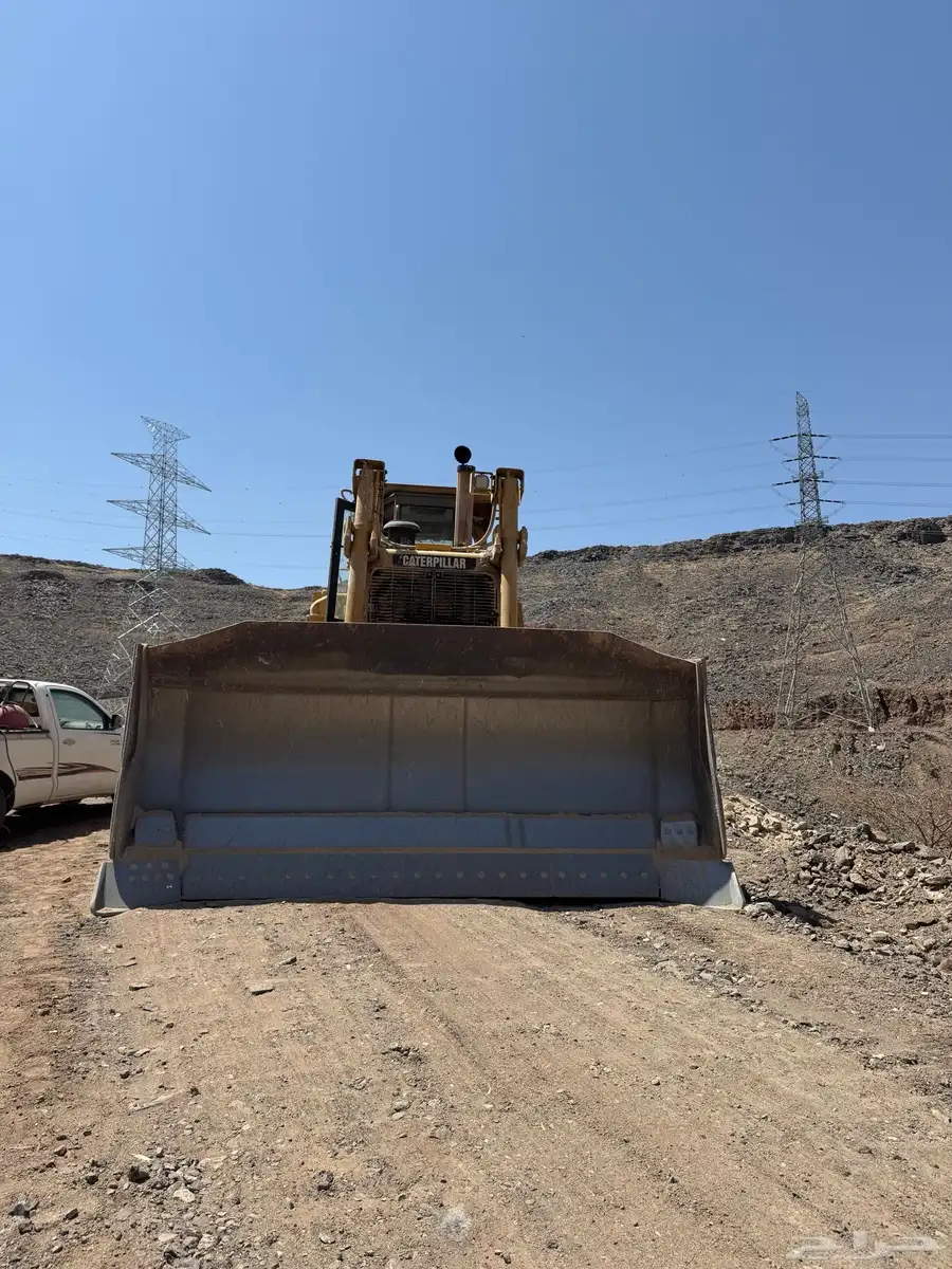 بلدوزر للايجار D9R دركتر 0