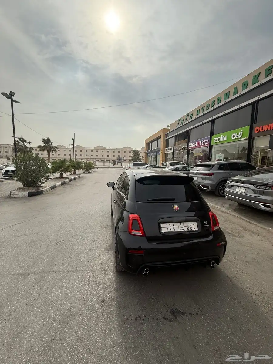 ابارث 695 مع لوحه مميزه السعر 129 index