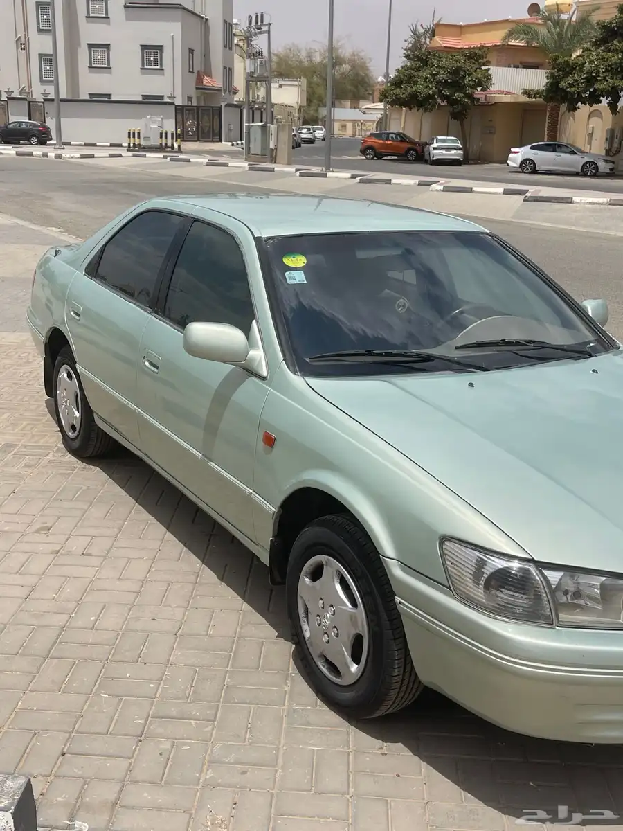 كامري 2001 مفحوص ومجدد المكينه والقير والمحركات على الشرط 0