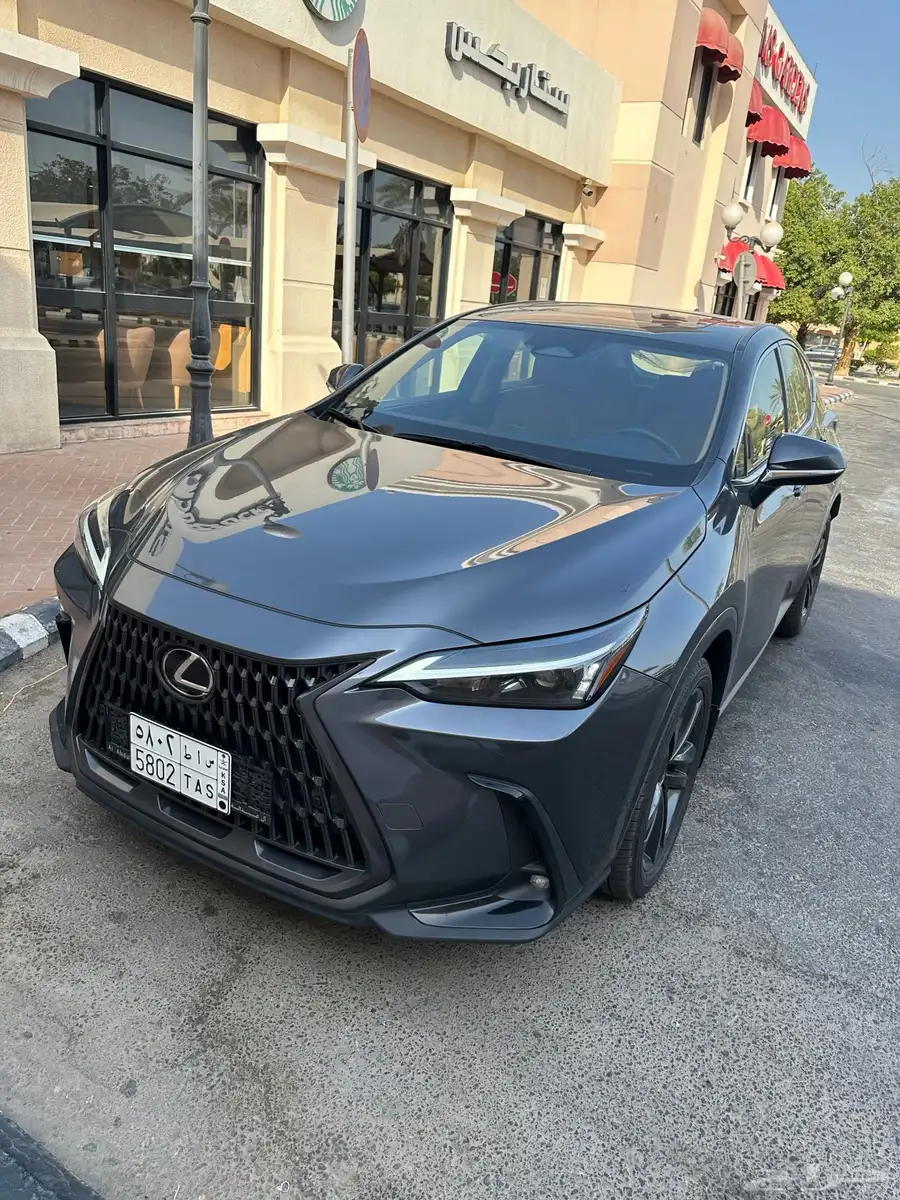 لكزس NX هايبرد 2025 ماشي 19 الف index