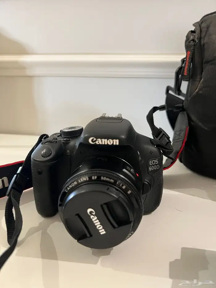 كاميرا كانون 1