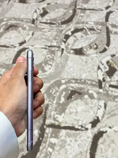 للبيع ايفون 11 2