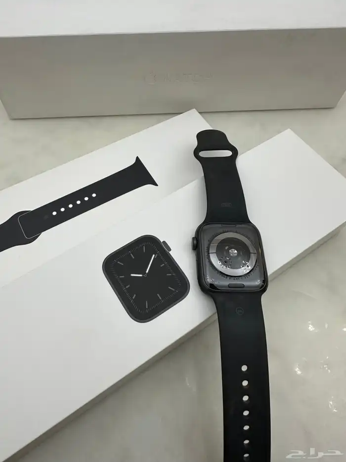 ساعة ابل واتش Apple Watch الإصدار الخامس 1