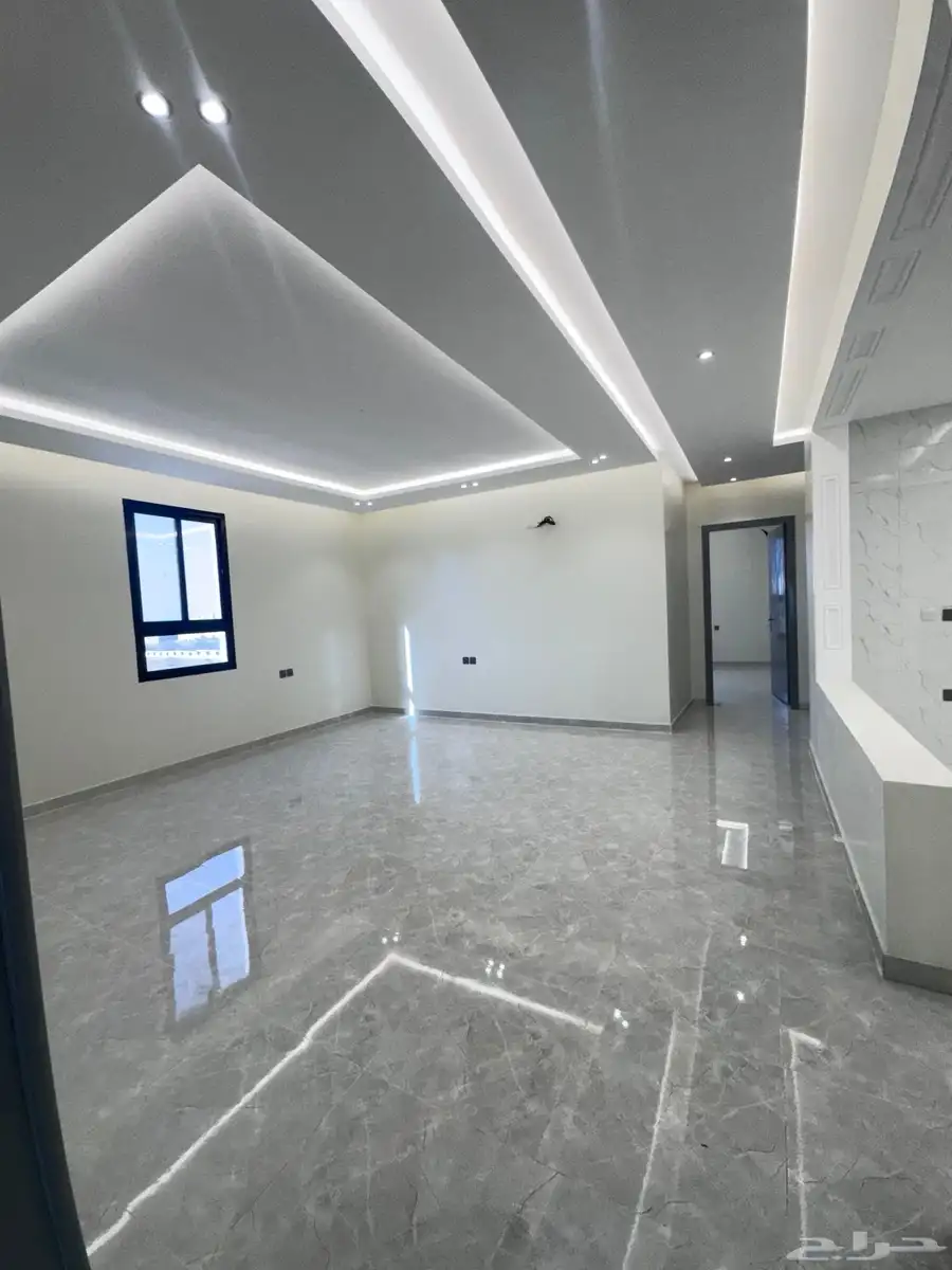 فرصه للبيع روف علوي مع الملحق تشطيبvipسعر620الف فقط 0