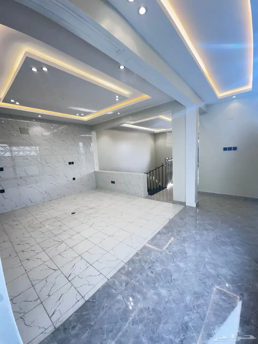 فرصه للبيع روف علوي مع الملحق تشطيبvipسعر620الف فقط 18