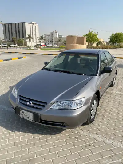 للبيع هوندا اكورد مديل 2002 قير تماتيك مالك ثاني من الوكاله 1