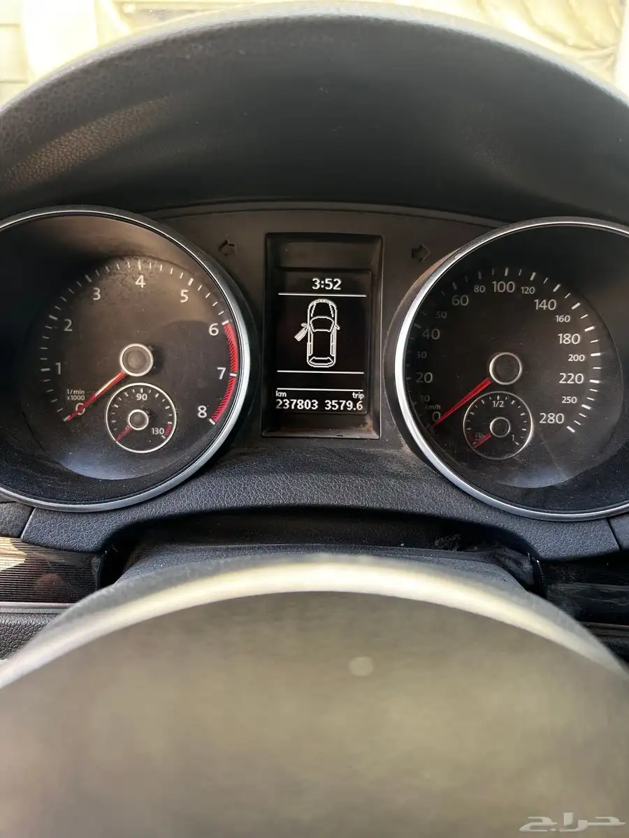 للبيع فولكس واجن GTI موديل 2011 mk6 9