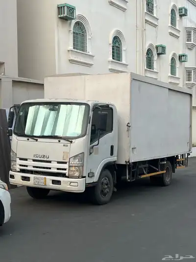 دينا ISUZU مقفلة بالكامل للنقل دخل المملكة KSA و دول الخليج 2