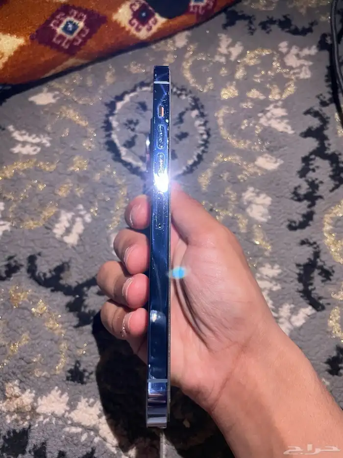 ايفون 1
